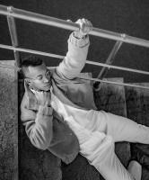 637195145: Chico busca chica en Barcelona