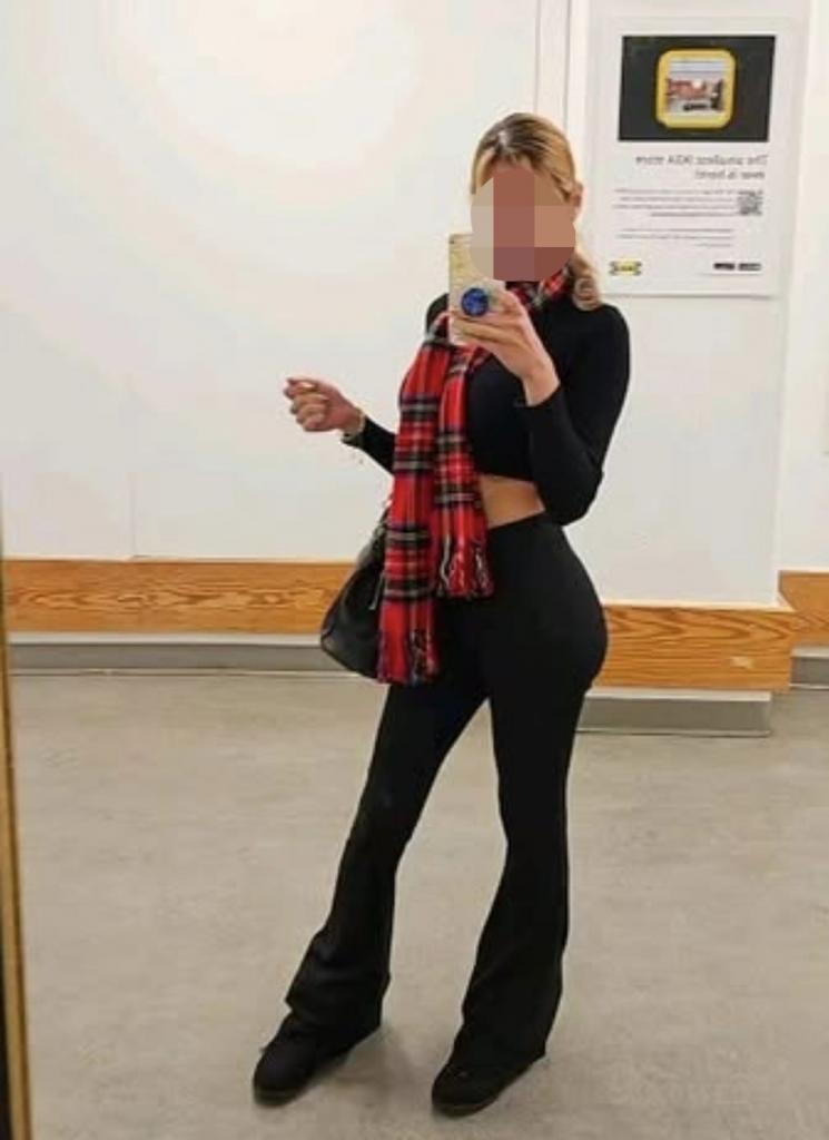 674938237: Chica busca chico en Madrid