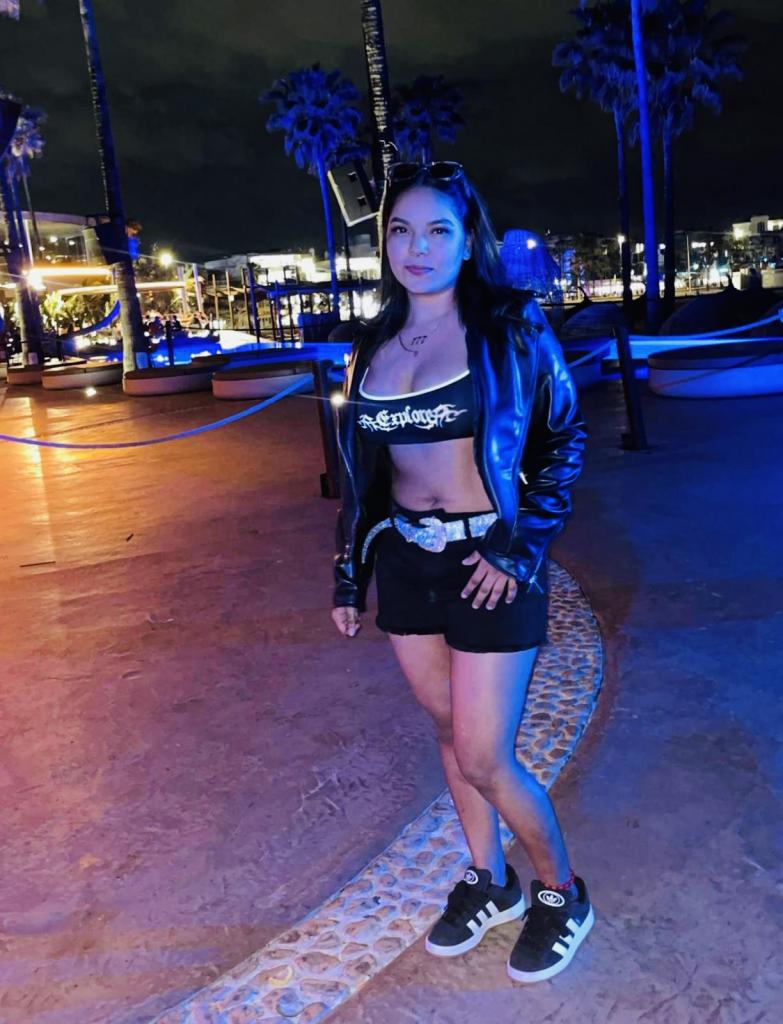 Chica busca chico en Alicante: 