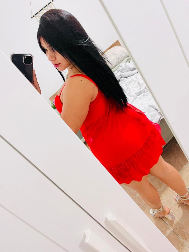 Chica busca chico en Alicante: 