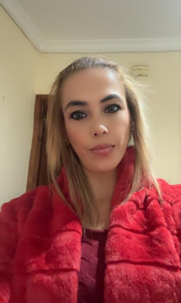 Chica busca chico en Alicante: 