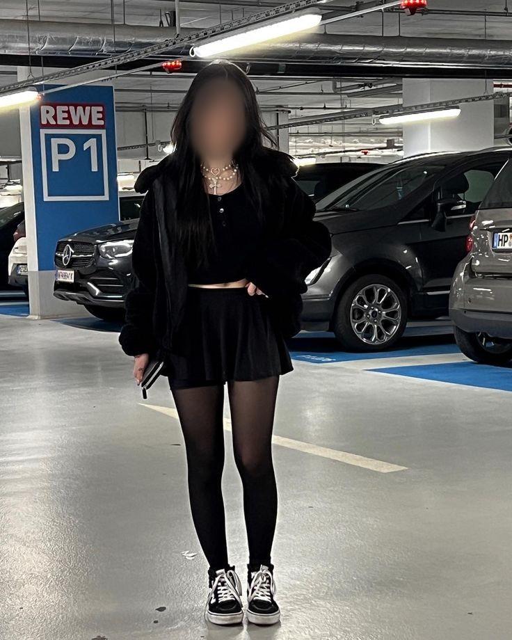 Chica busca chico en Mallorca: 