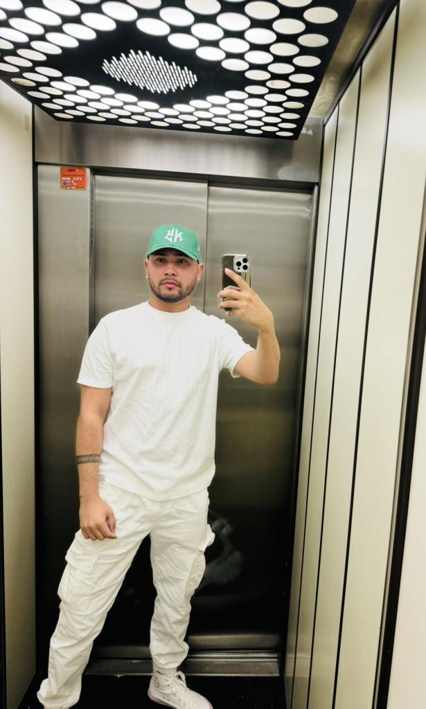 Chico busca chica en Barcelona: 