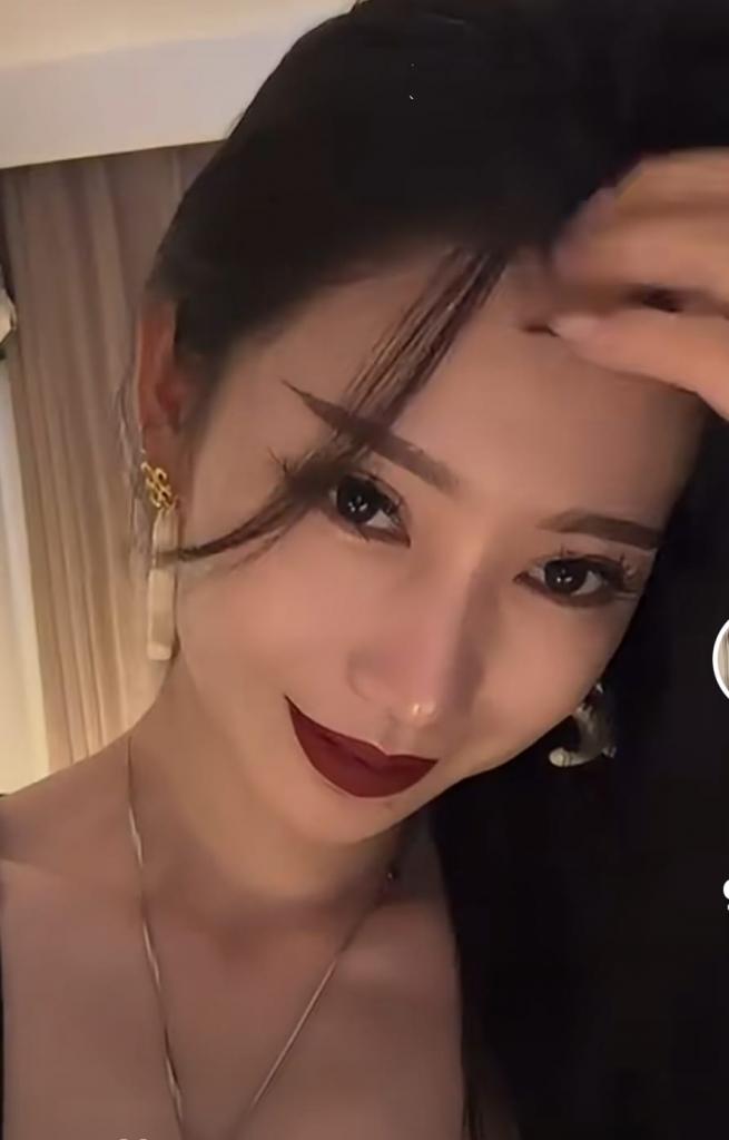 Chica busca chico en Gerona: 