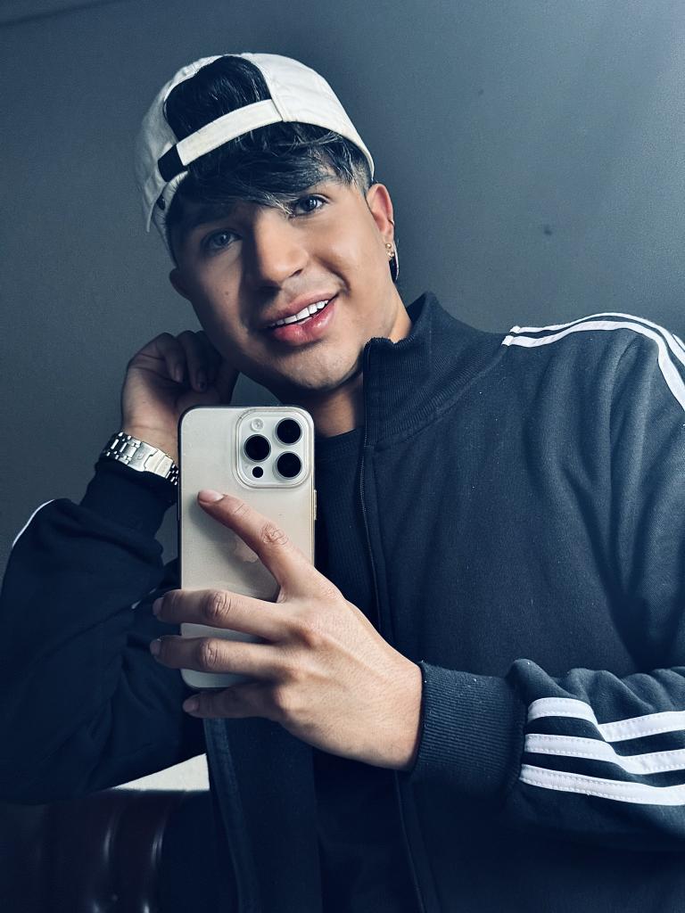 Chico busca chica en Mallorca: 