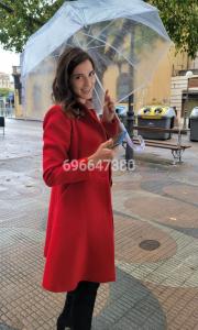 696647380: Chica busca chico en Madrid