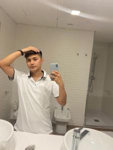 614527123: Chico busca chica en Madrid