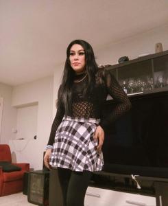 613348037: Chica busca chico en Almería