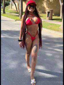 695773718: Chica busca chico en Málaga