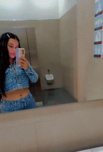 672519627: Chica busca chico en Barcelona