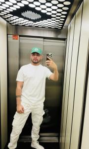 657197034: Chico busca chica en Barcelona