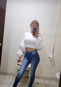 674938237: Chica busca chico en Madrid