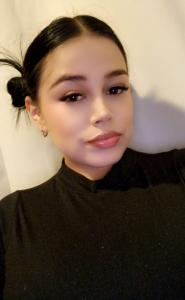 672519627: Chica busca chico en Barcelona