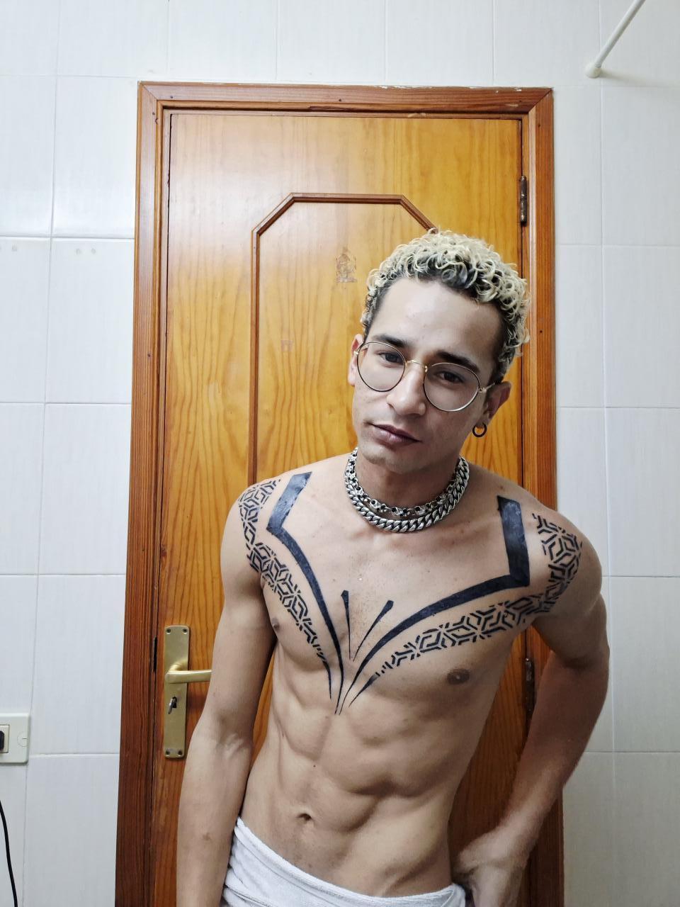 Chico busca chica en Tenerife: 