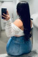 631906429: Chica busca chico en Barcelona