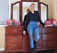 674938237: Chica busca chico en Madrid