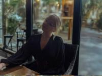 672599754: Chica busca chico en Granada