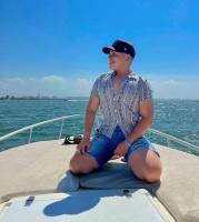 614581617: Chico busca chica en Valencia