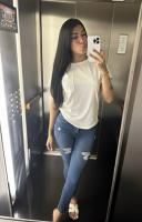 634324369: Chica busca chico en Barcelona