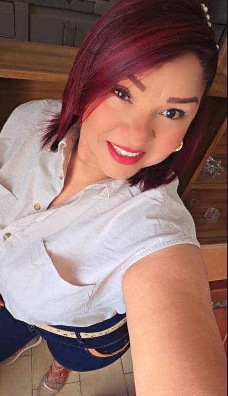 Chica busca chico en Cádiz: 