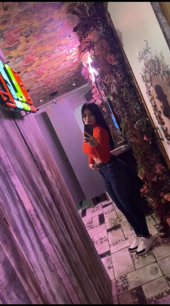 Chica busca chico en La Rioja: 