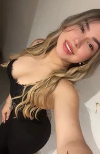 Chica busca chico en Ibiza: 