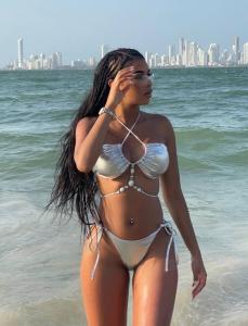 Chica busca chico en Barcelona: 