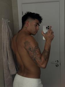 Chica busca chico en Sevilla: 
