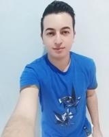 697824404: Chico busca chica en Barcelona