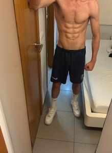 643288809: Chico busca chica en Málaga