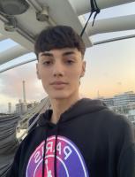 624565177: Chico busca chica en Barcelona