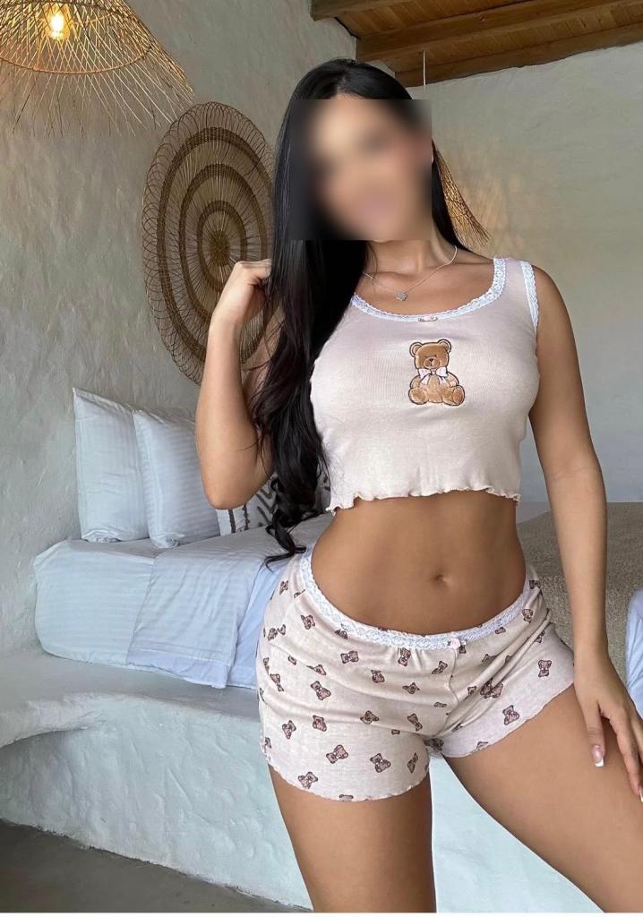 Chica busca chico en Tenerife: 