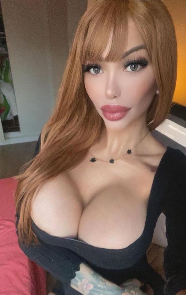 677497927: Chica busca chico en Madrid