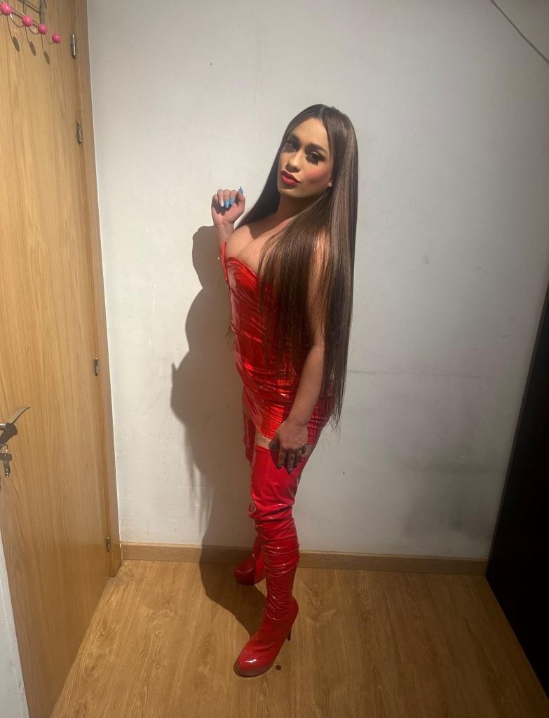 672931051: Transexual en Asturias