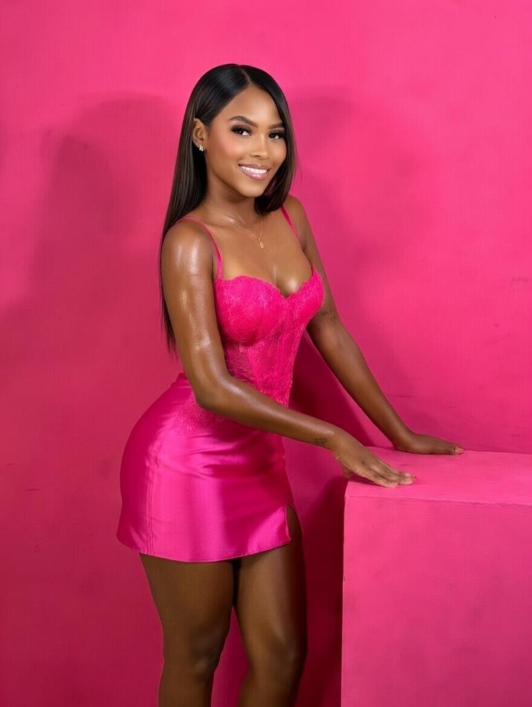 Chica busca chico en Ibiza: Chica busca chico