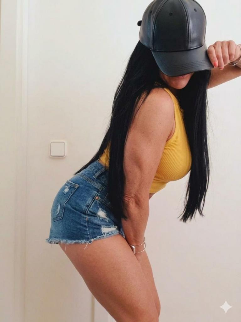 Chica busca chico en Sevilla: 