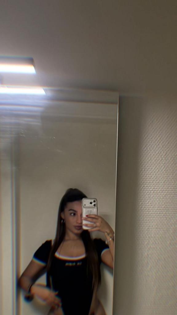 Chica busca chico en Tenerife: 