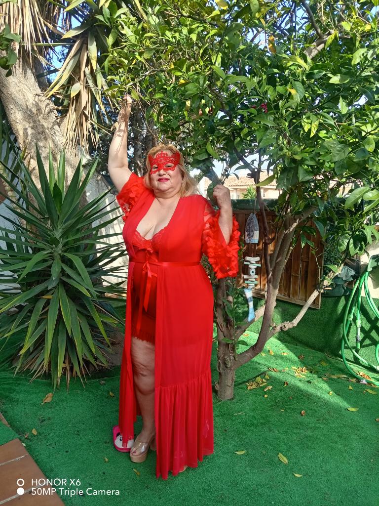 Chica busca chico en Alicante: 