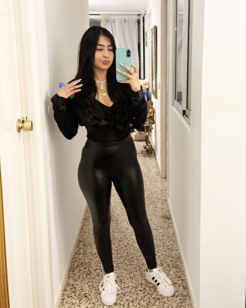 Chica busca chico en Mallorca: 