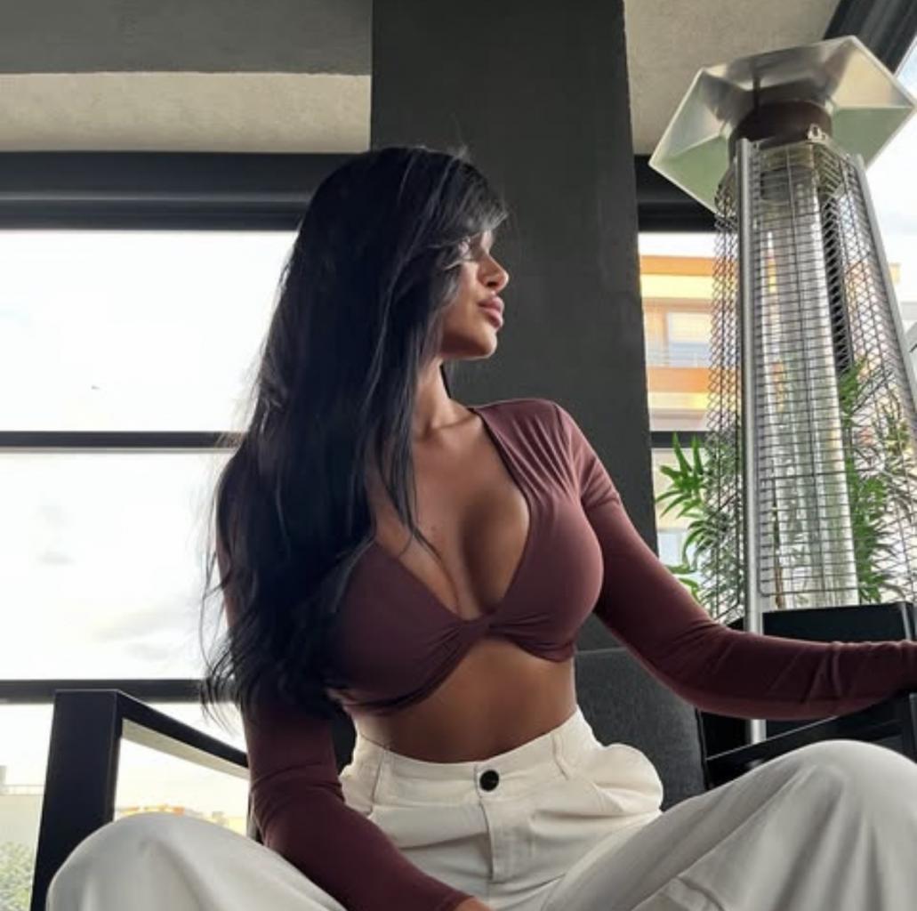 Chica busca chico en Sevilla: Chica busca chico