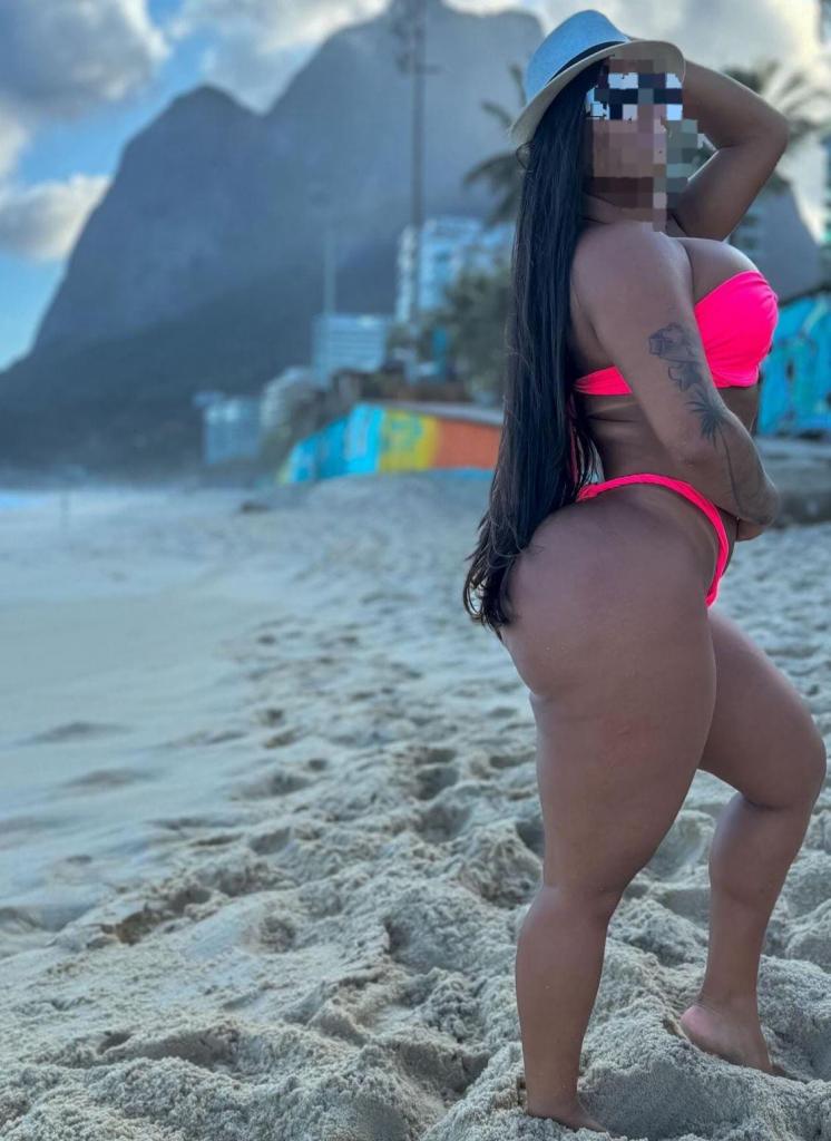 Chica busca chico en Cádiz: 