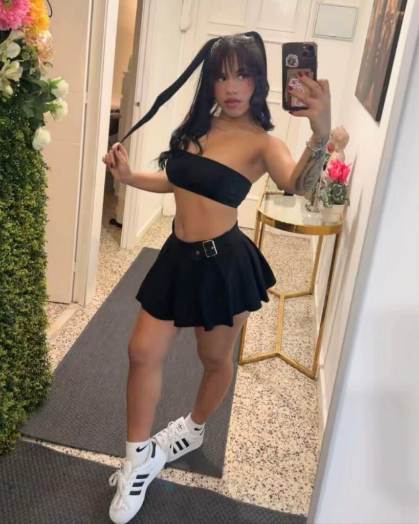 Chica busca chico en Mallorca: 