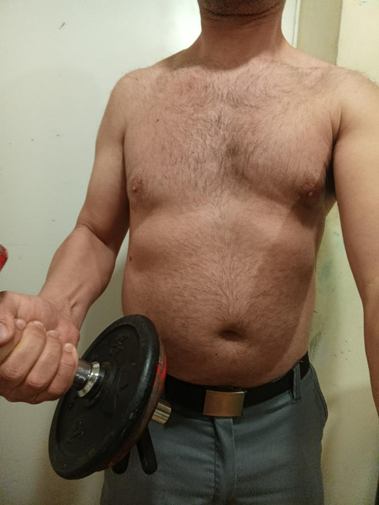 Chico busca chica en Sevilla: 