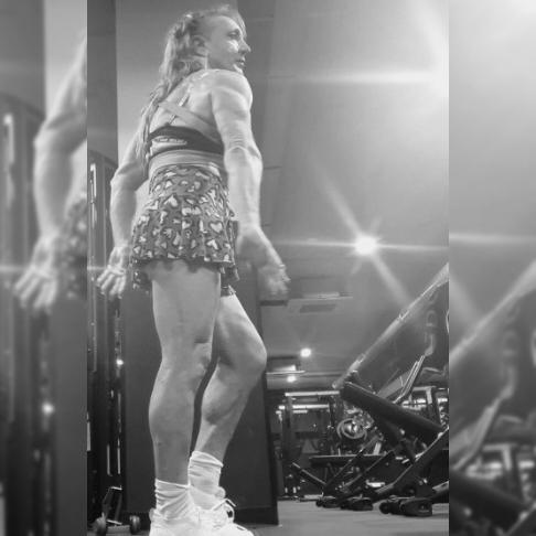 Chica busca chico en La Rioja: 