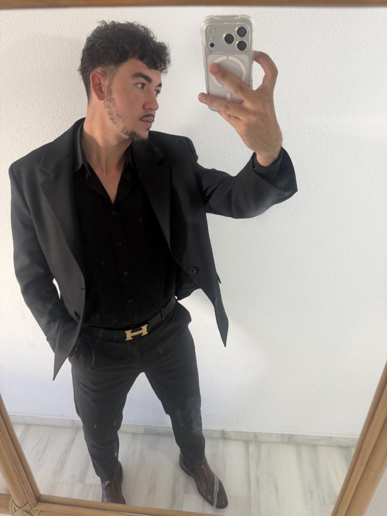 612247009: Chico busca chica en Málaga