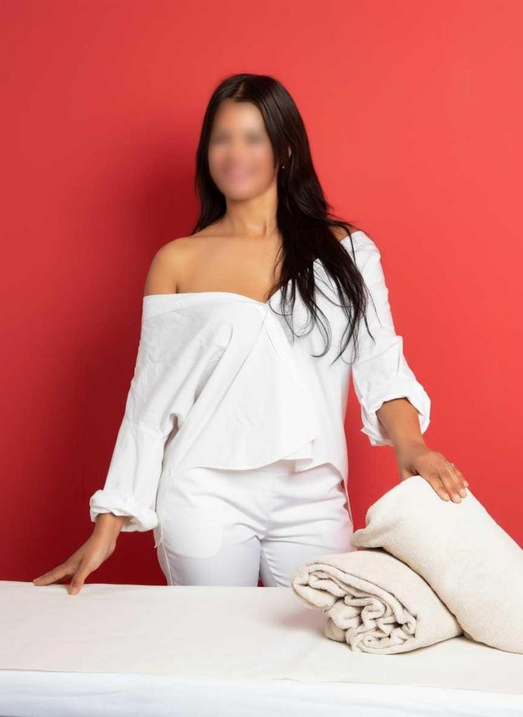 Chica busca chico en Barcelona: 