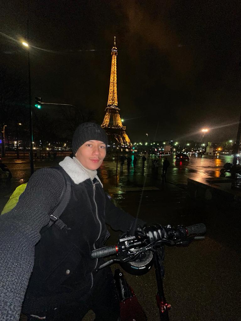 603379288: Chico busca chica en Barcelona