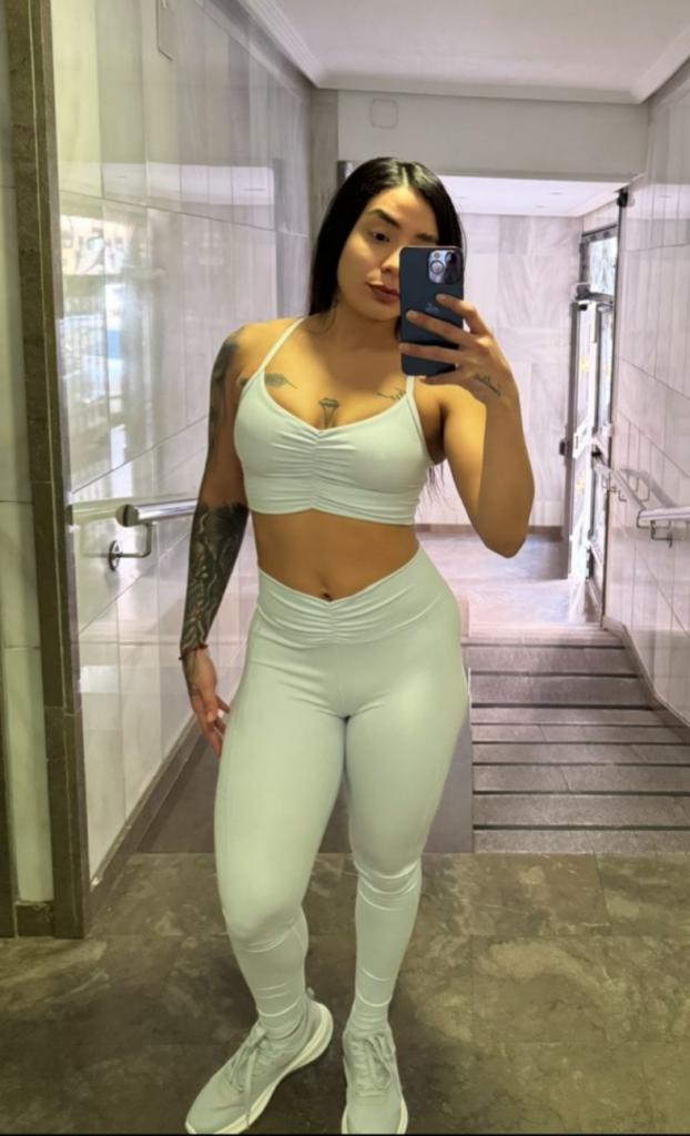 Chica busca chico en Granada: 