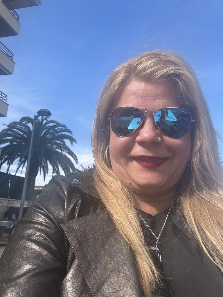 Chica busca chico en Cantabria: 