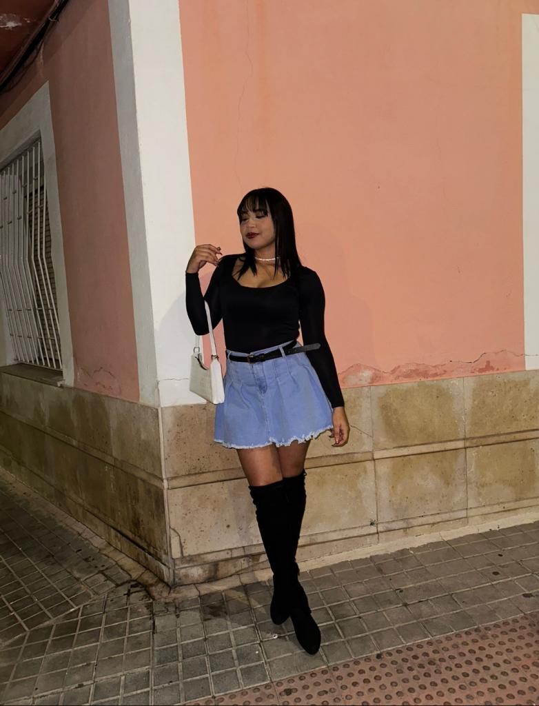 Chica busca chico en Asturias: 